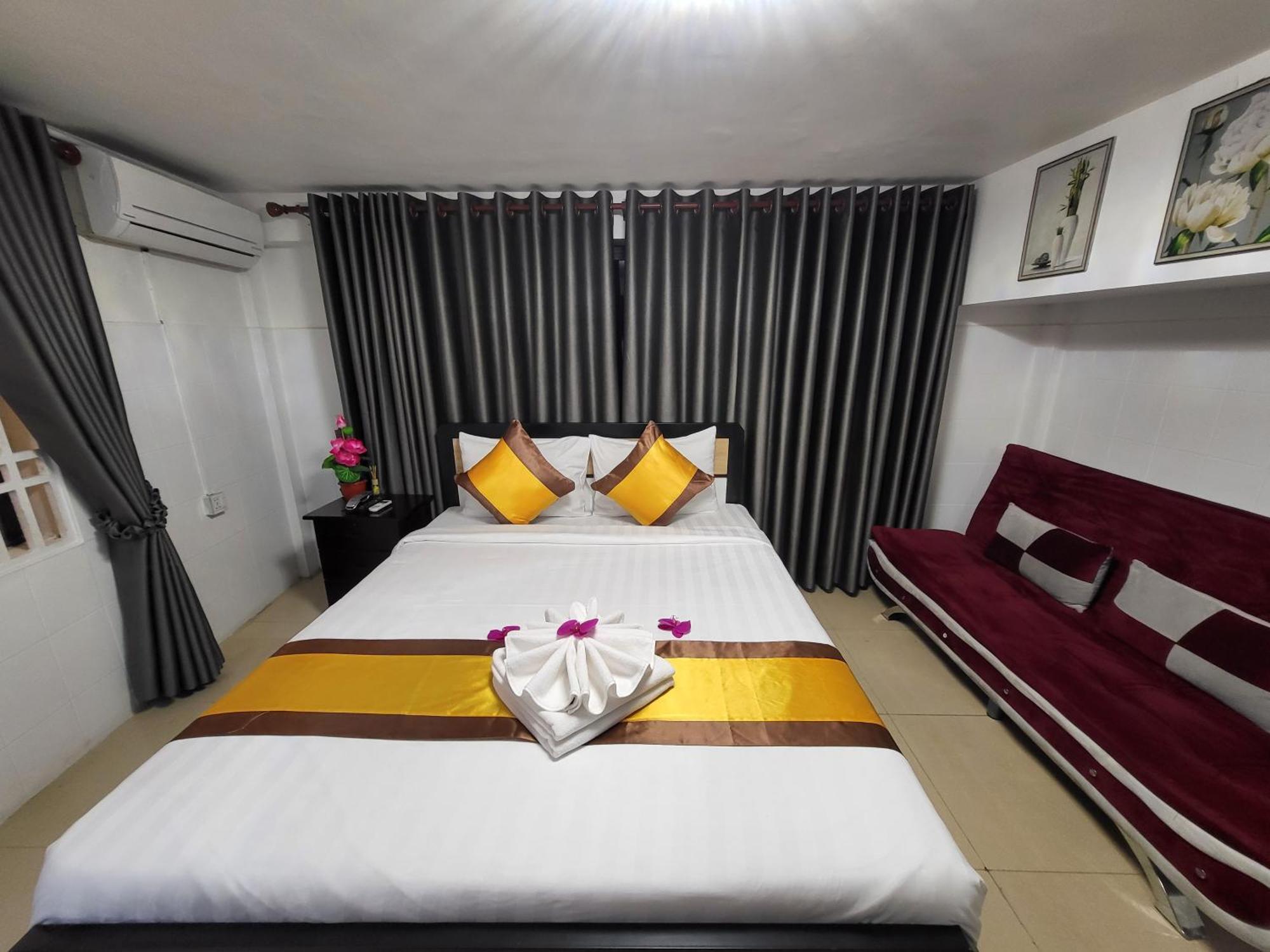 Sun Chakra Boutique Hotel Phnom Penh Exterior photo